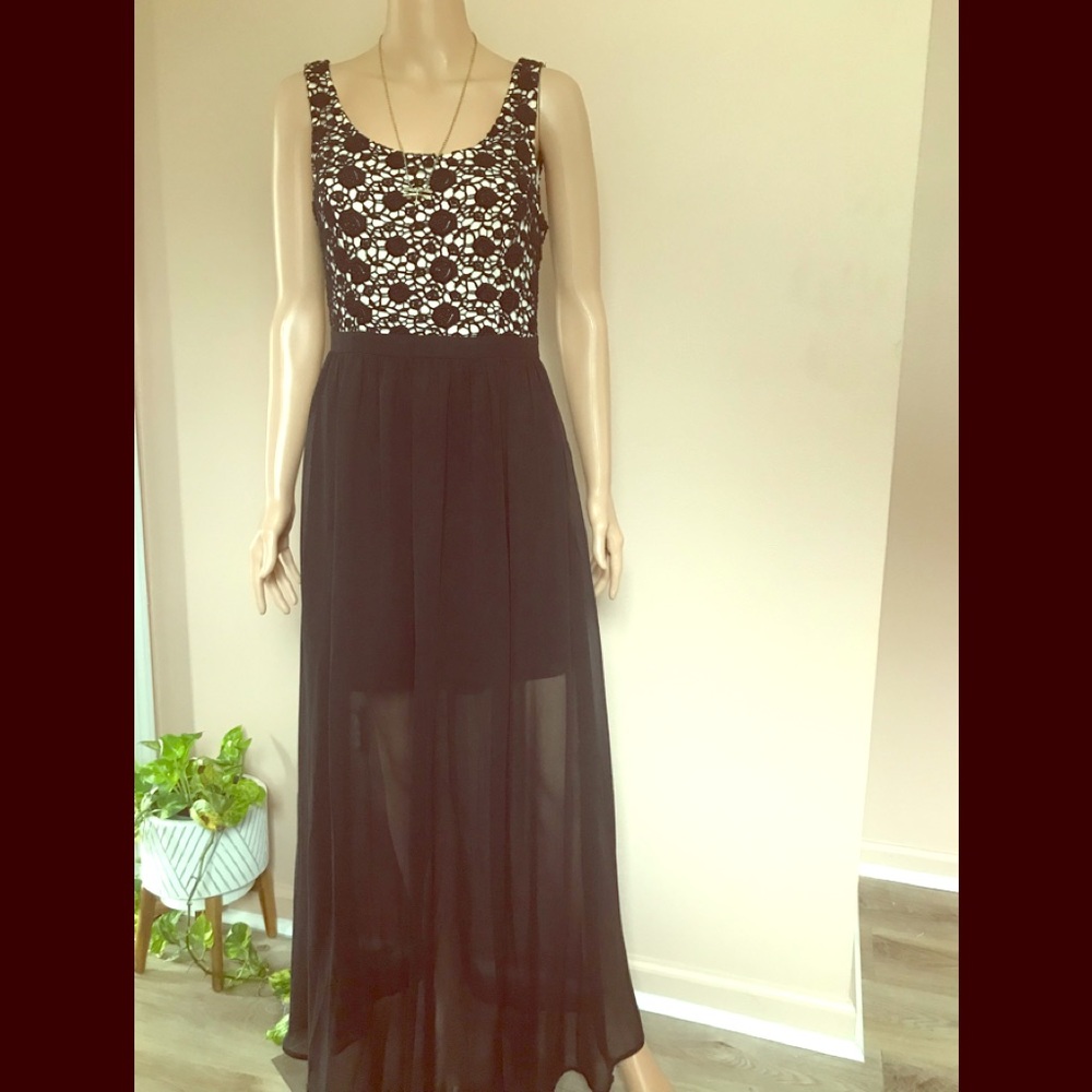 Lauren Conrad Ladies Dress